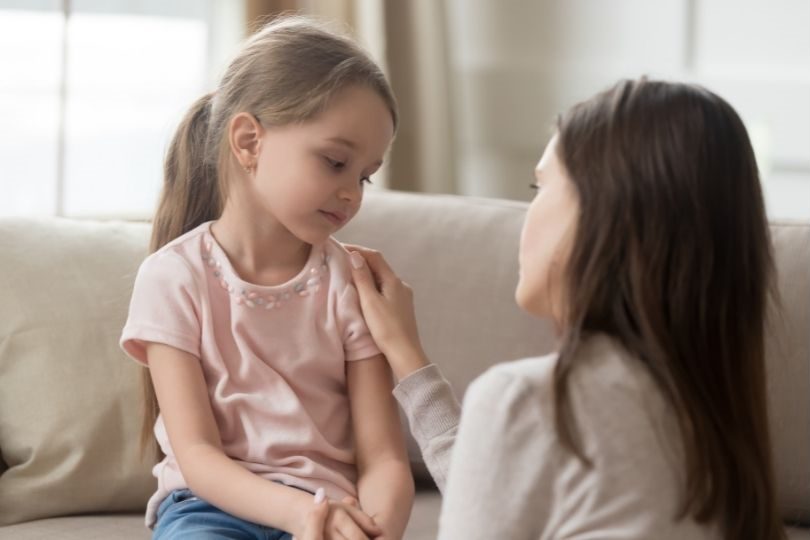 Bindung zum Kind Stärken - gute Beziehung zu Kindern aufbauen - Zuhören und Fragen stellen